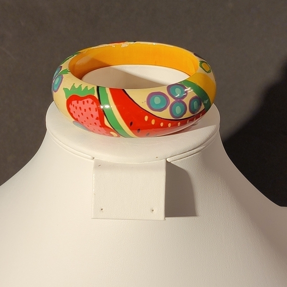Vintage Wooden Fruit Salad Bangle Bracelet - Picture 1 of 9